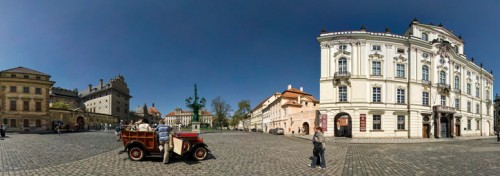 hradcanske_th